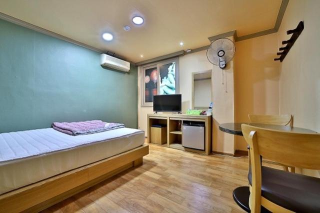 Daegu Bisan-Dong Villa Motel Δωμάτιο φωτογραφία